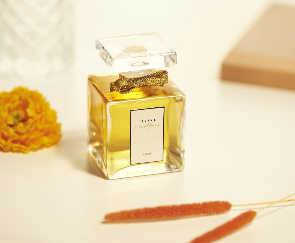 divine : Plus de 30 ans de création